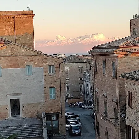 Palazzo Fiorenzi - Dimora Storica Oda ve Kahvaltı