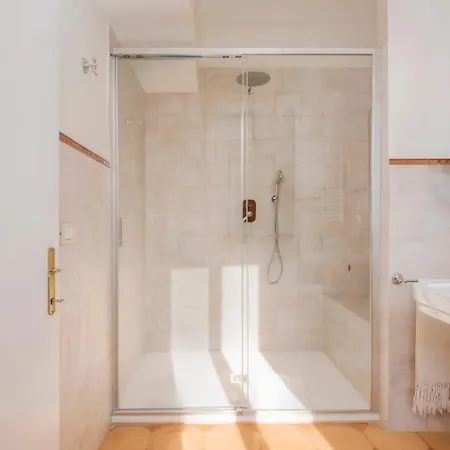 Oda ve Kahvaltı Palazzo Fiorenzi - Dimora Storica 4*